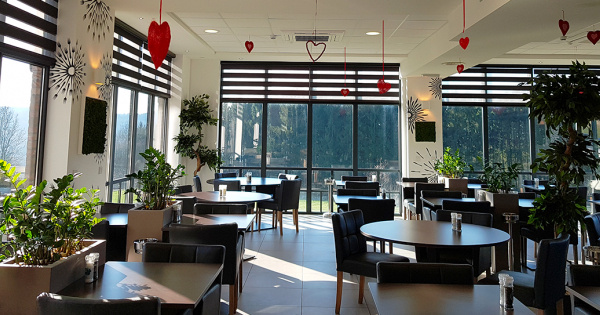 Air Ambiance concours - Gagnez une nuit avec petit-déjeuner pour deux personnes au domaine L’Hôtel Azur en Ardenne 