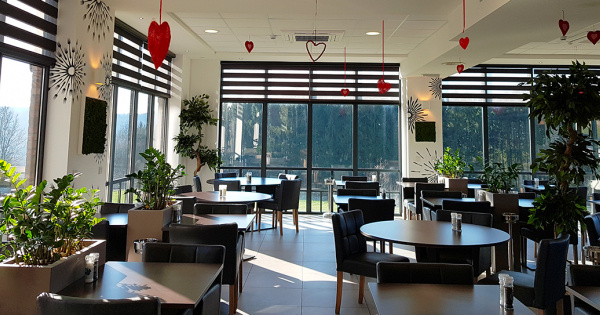 Air Ambiance concours - Gagnez une nuit avec petit-déjeuner pour deux personnes au domaine L’Hôtel Azur en Ardenne