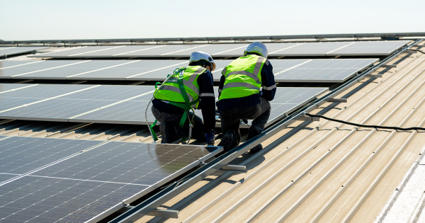 Recrutement de monteurs en panneaux solaires